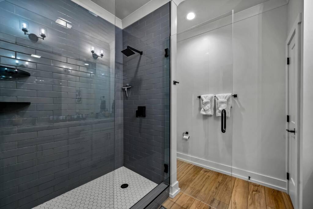 *Dog Friendly*Modern Home-Minutes To Dollywood, Gatlinburg, Smoky Mountains & Pigeon Forge! Kültér fotó