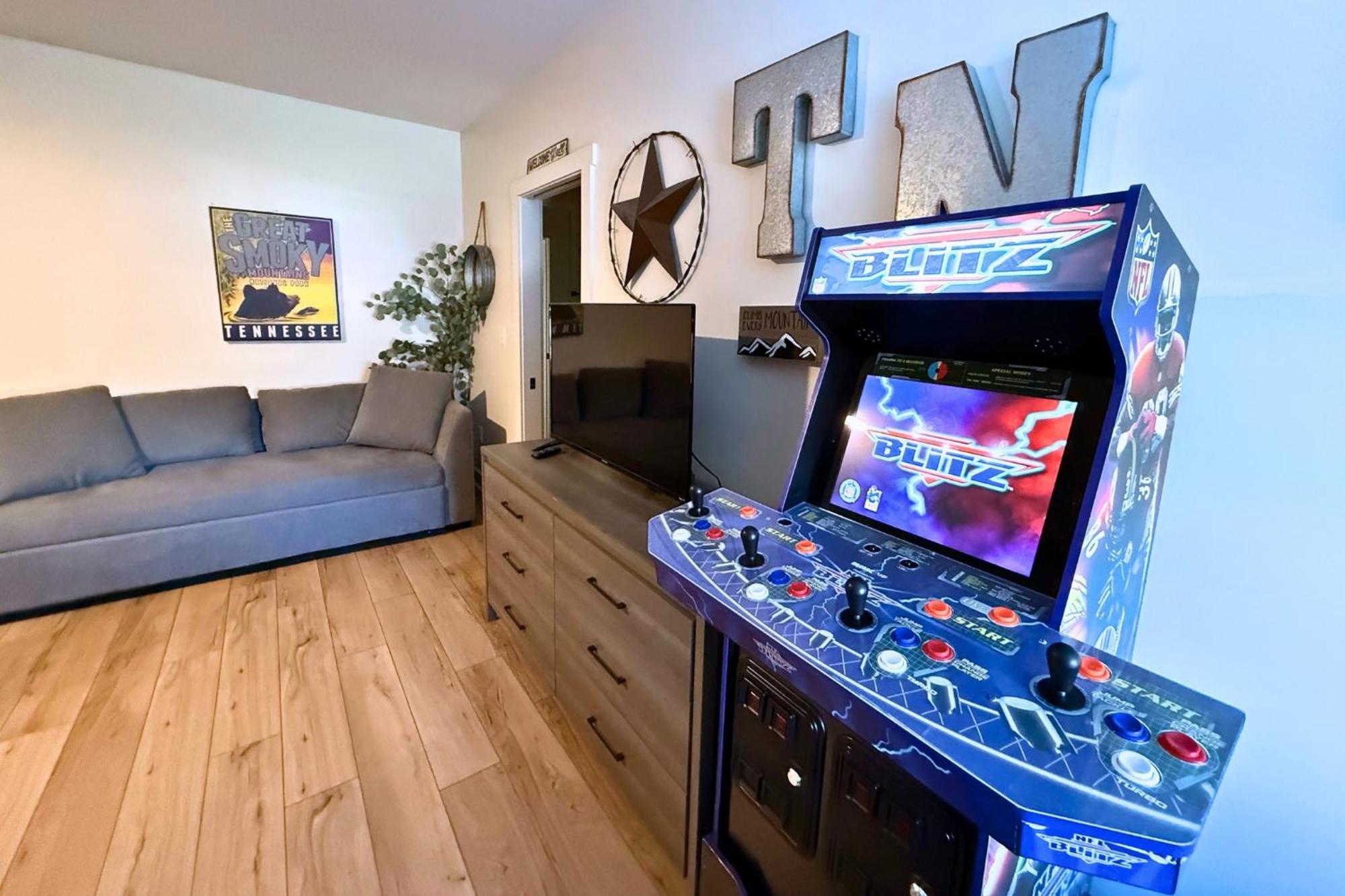 *Dog Friendly*Modern Home-Minutes To Dollywood, Gatlinburg, Smoky Mountains & Pigeon Forge! Kültér fotó